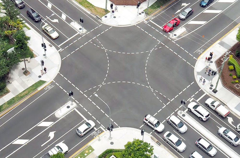 intersection spacing redsquare traffic